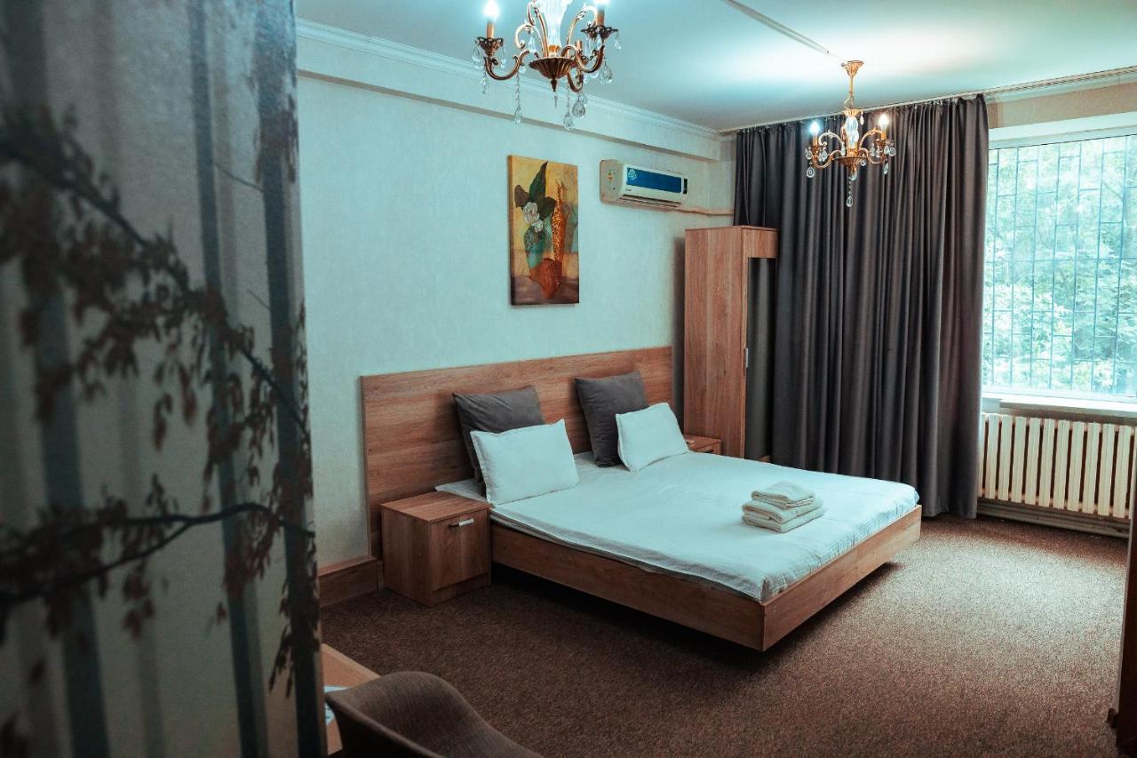 Ocean Hotel Bishkek Exterior foto